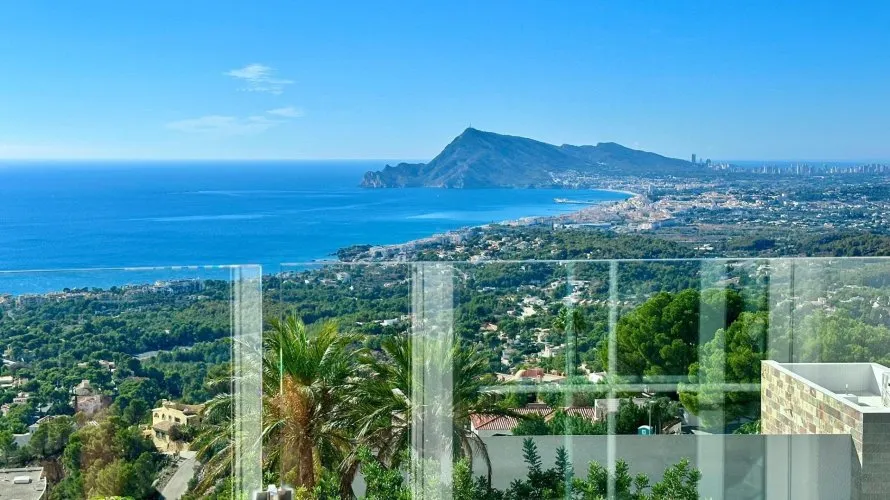 Villa de 3 dormitorios en Altea, España No. 1196 № 5