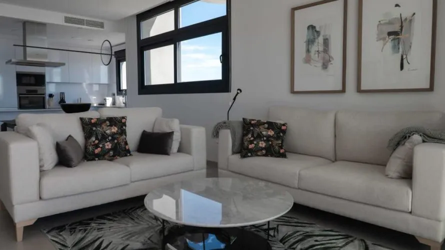 Apartamento de 3 dormitorios en Benidorm, España No. 1213 № 5