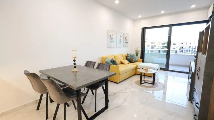 Apartamento de 2 dormitorios en Torrevieja, España No. 1219 № 15