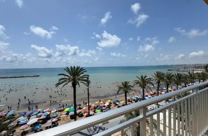 Apartamento de 3 dormitorios en Torrevieja, España No. 1238