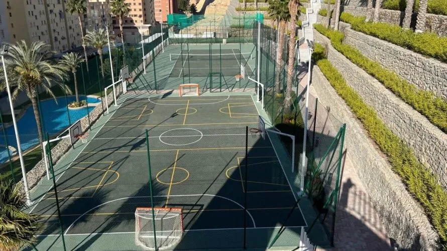 Apartamento de 3 dormitorios en Benidorm, España No. 1213 № 11