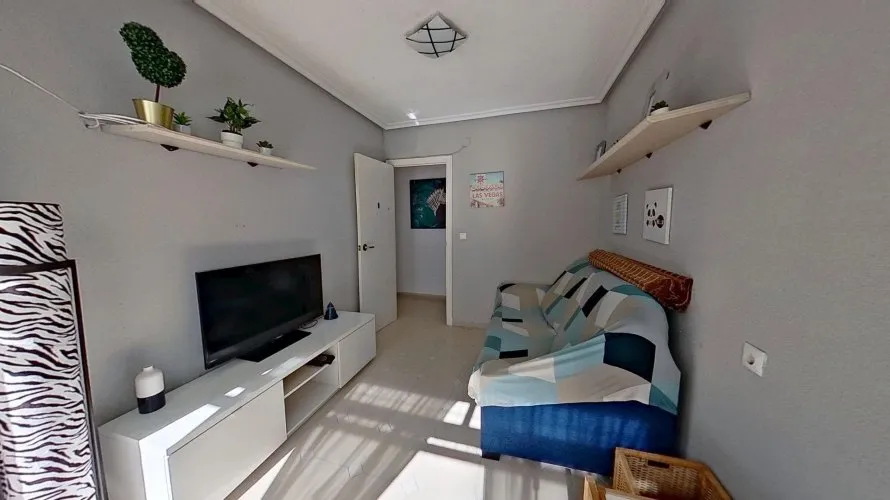Apartamento de 4 dormitorios en Torrevieja, España No. 1274 № 20