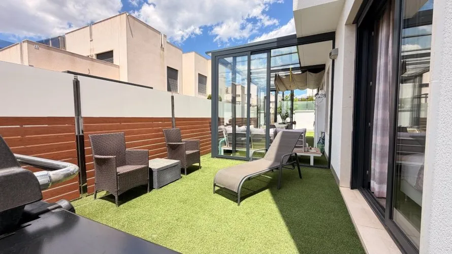 Villa de 5 dormitorios en Torrevieja, España No. 1167 № 4