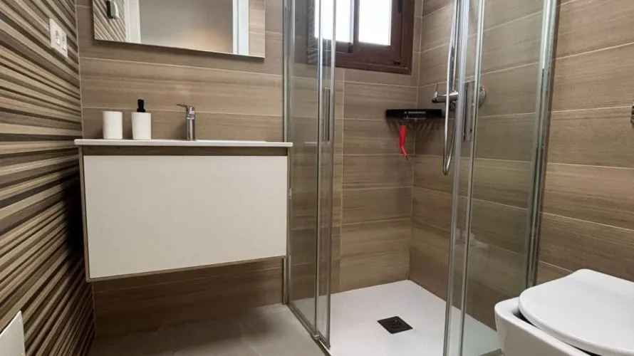 Apartamento de 2 dormitorios en Torrevieja, España No. 1233 № 6