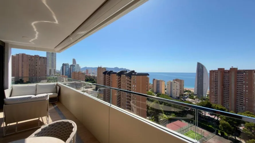 Apartamento de 3 dormitorios en Benidorm, España No. 1230 № 23