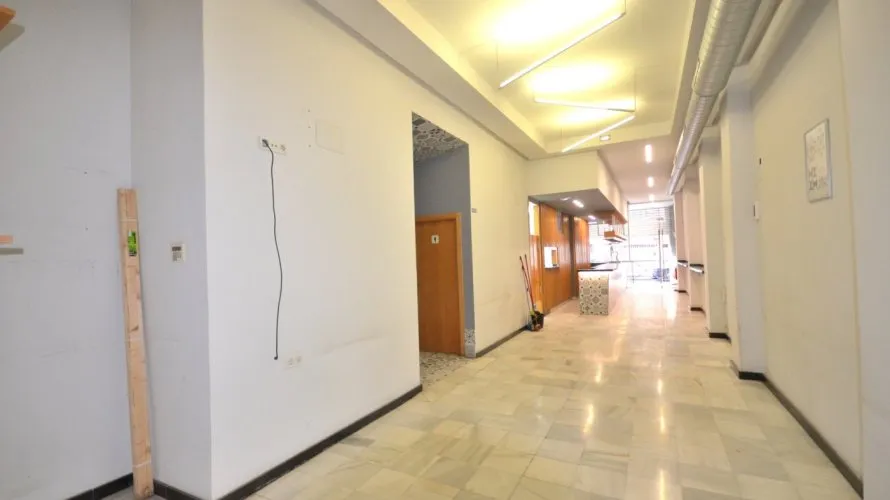 Propiedad comercial de 200m² en Torrevieja, España No. 1252 № 5