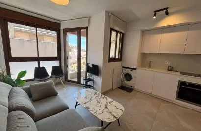 Apartamento de 2 dormitorios en Torrevieja, España No. 1233