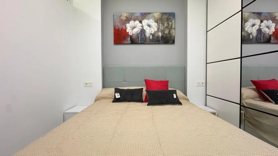 Apartamento de 2 dormitorios en Torrevieja, España No. 1270 № 17