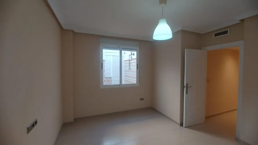 Propiedad comercial de 3 dormitorios en Orihuela, España No. 1198 № 19