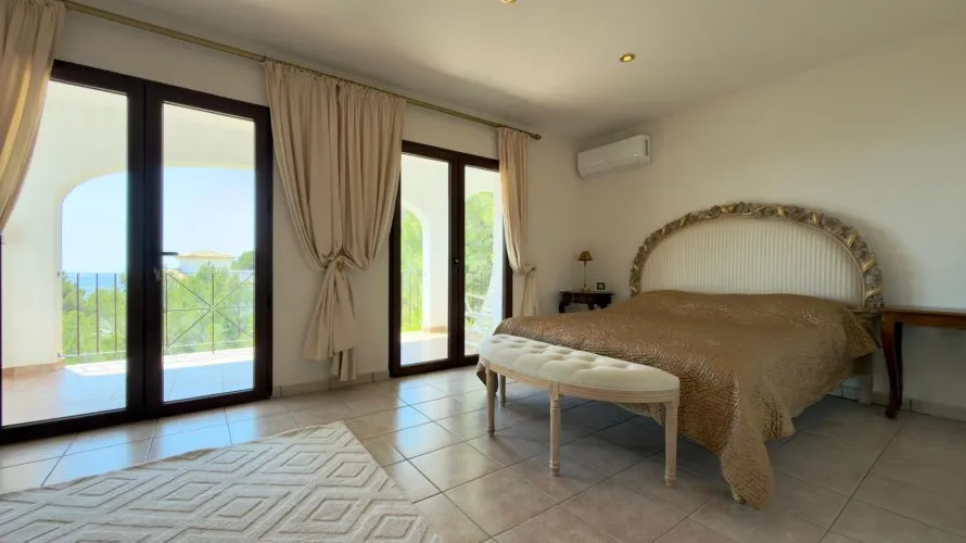 Villa de 500m² en Altea, España No. 1163 № 23