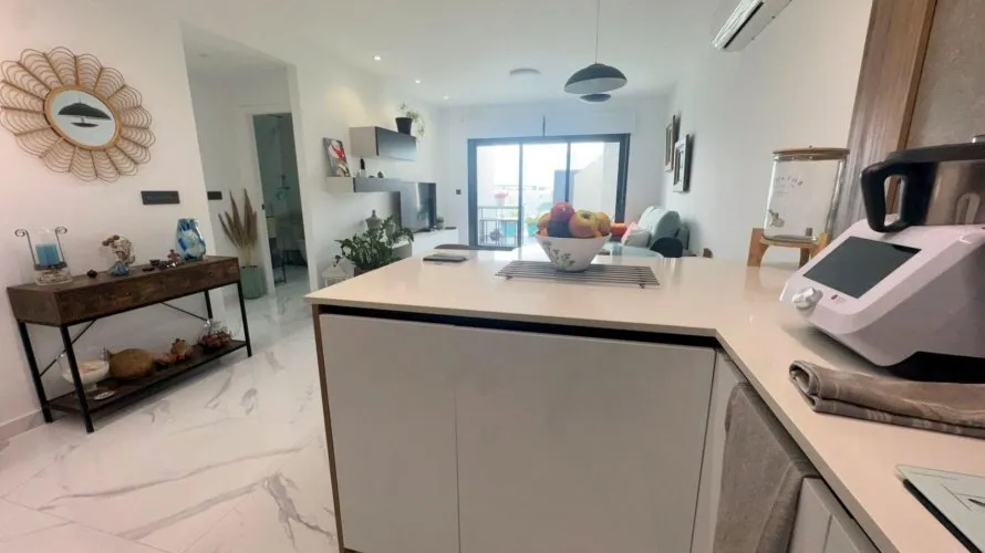 Bungalow de 2 dormitorios en Guardamar del Segura, España No. 1229 № 7