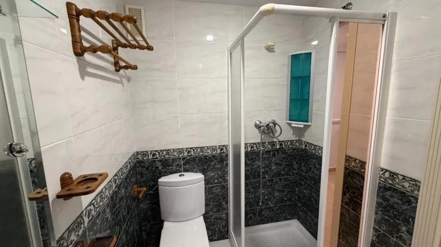 Apartamento de 2 dormitorios en Alicante, España No. 1175 № 8