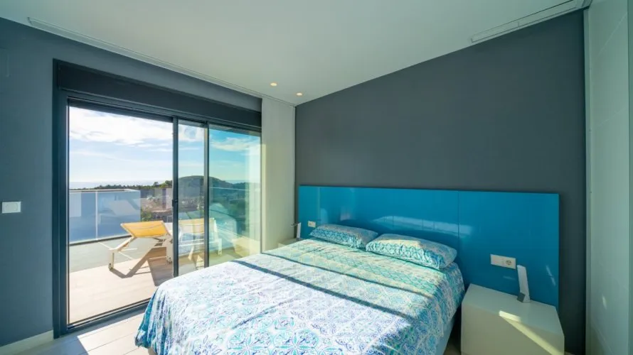 Villa de 4 dormitorios en Finestrat, España No. 1182 № 24