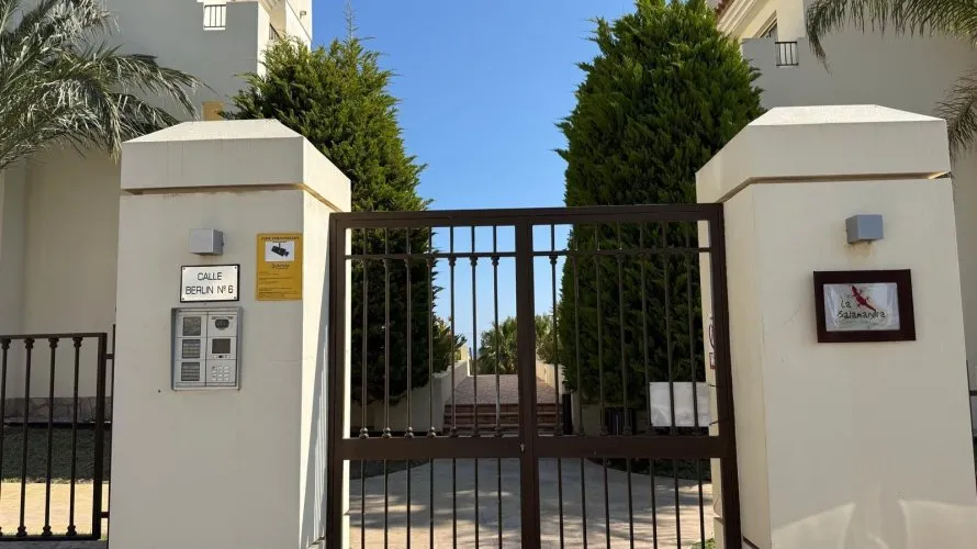 Ático de 3 dormitorios en Finestrat, España No. 1259 № 18