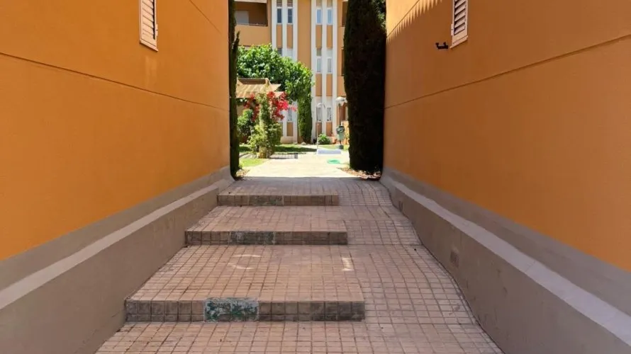 Apartamento de 2 dormitorios en Dénia, España No. 1173 № 28