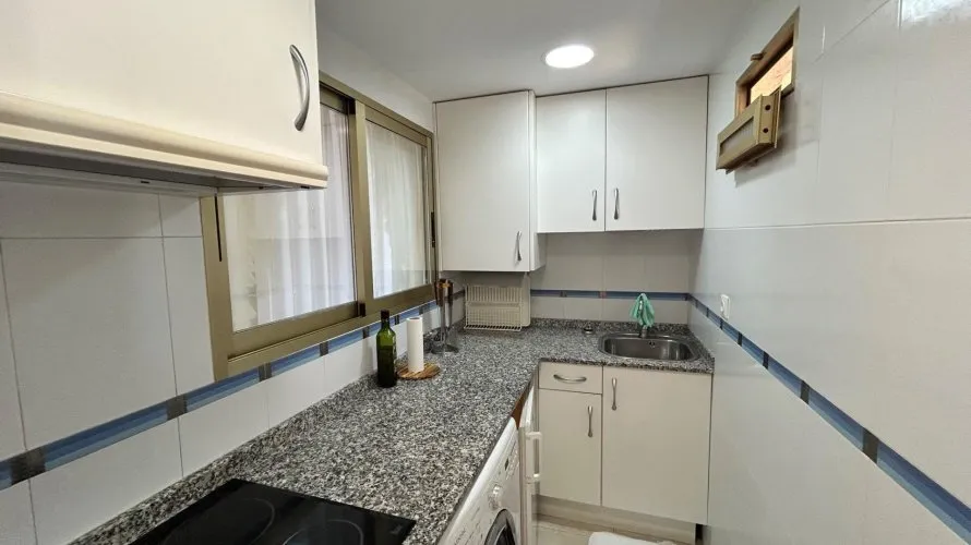 Apartamento de 1 dormitorio en Benidorm, España No. 1170 № 24