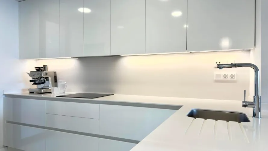 Apartamento de 3 dormitorios en Benidorm, España No. 1230 № 1