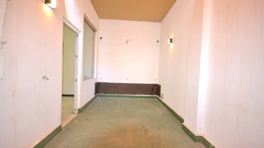 Propiedad comercial de 200m² en Torrevieja, España No. 1252 № 6