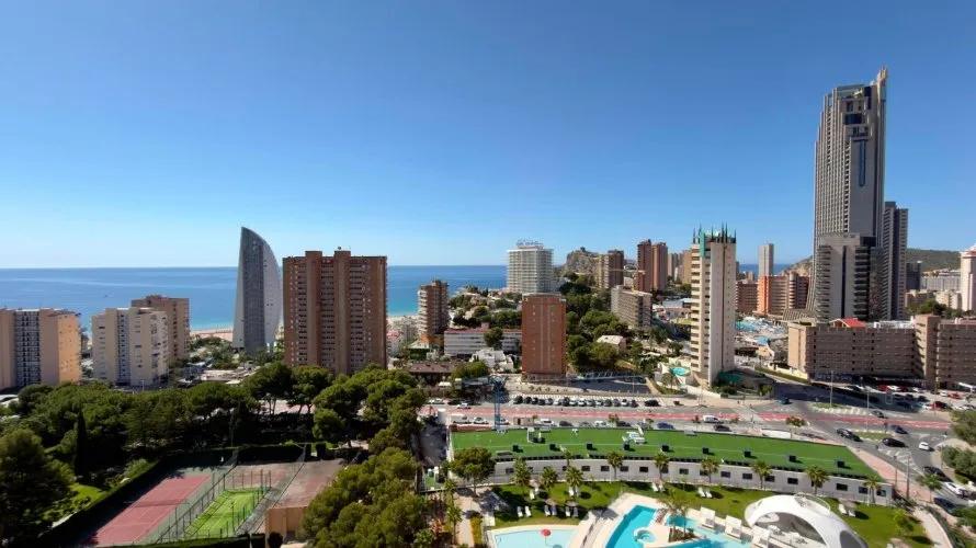 Apartamento de 3 dormitorios en Benidorm, España No. 1230 № 15