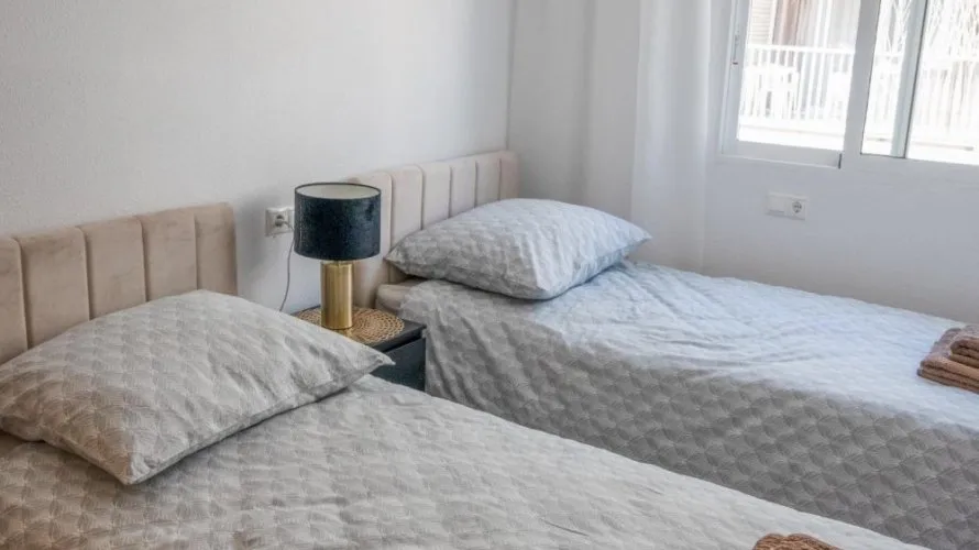 Apartamento de 3 dormitorios en Torrevieja, España No. 1237 № 11