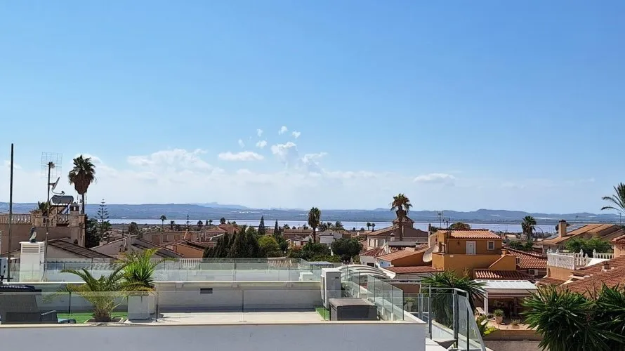 Villa de 106m² en Torrevieja, España No. 1194 № 22