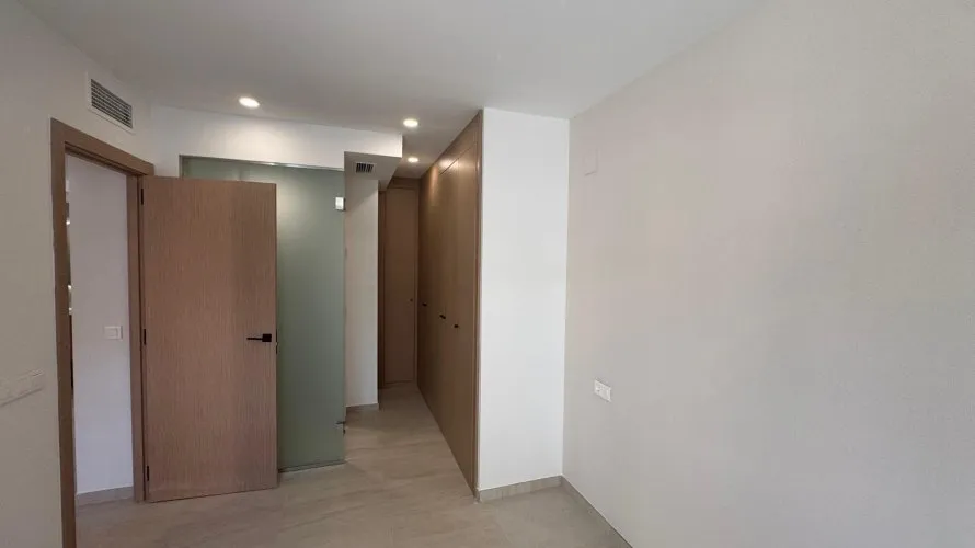 Ático de 3 dormitorios en Alicante, España No. 1227 № 18