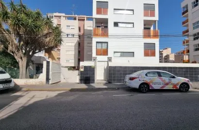 Estacionamiento de 10m² en Torrevieja, España No. 1386