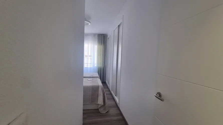 Apartamento de 1 dormitorio en Torrevieja, España No. 1315 № 13
