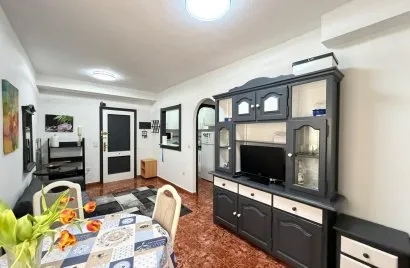 Apartamento de 1 dormitorio en Torrevieja, España No. 1467