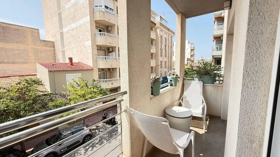 Apartamento de 1 dormitorio en Torrevieja, España No. 1402 № 10
