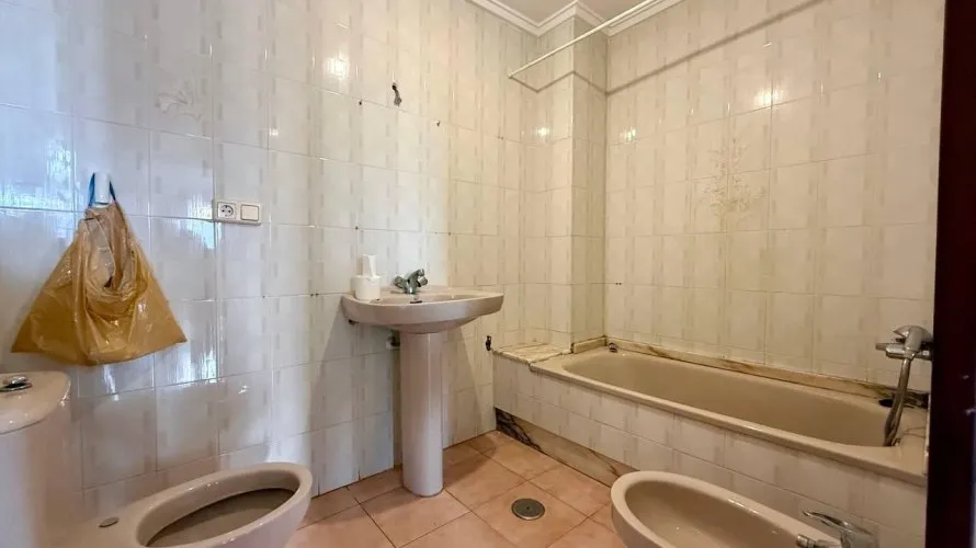 Apartamento de 3 dormitorios en Torrevieja, España No. 1444 № 14