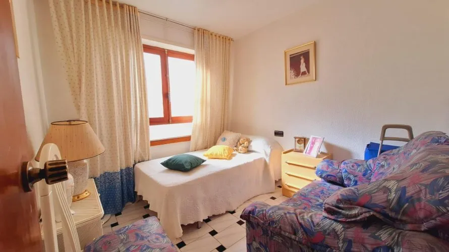 Apartamento de 1 dormitorio en Torrevieja, España No. 1472 № 1
