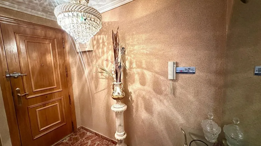 Apartamento de 83m² en Alicante, España No. 1593 № 1