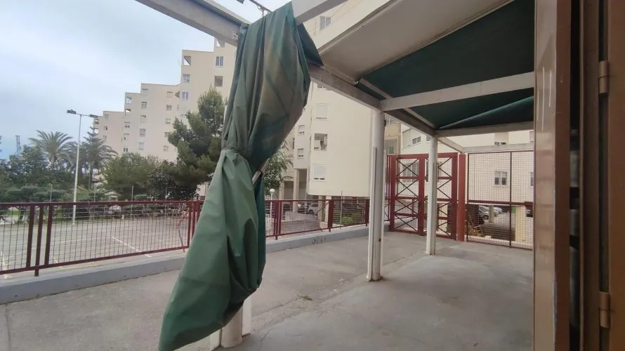 Propiedad comercial de 75m² en Alicante, España No. 1398 № 5