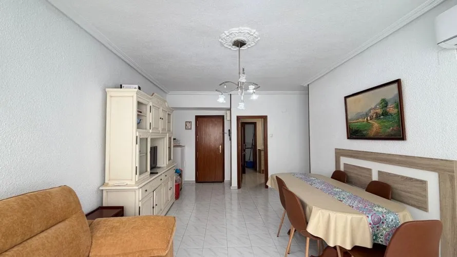 Apartamento de 3 dormitorios en Torrevieja, España No. 1587 № 27
