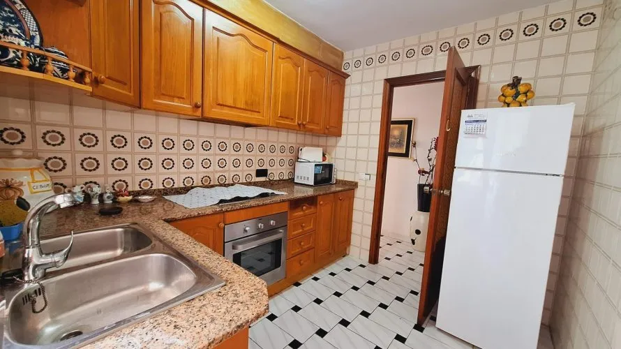 Apartamento de 1 dormitorio en Torrevieja, España No. 1472 № 8