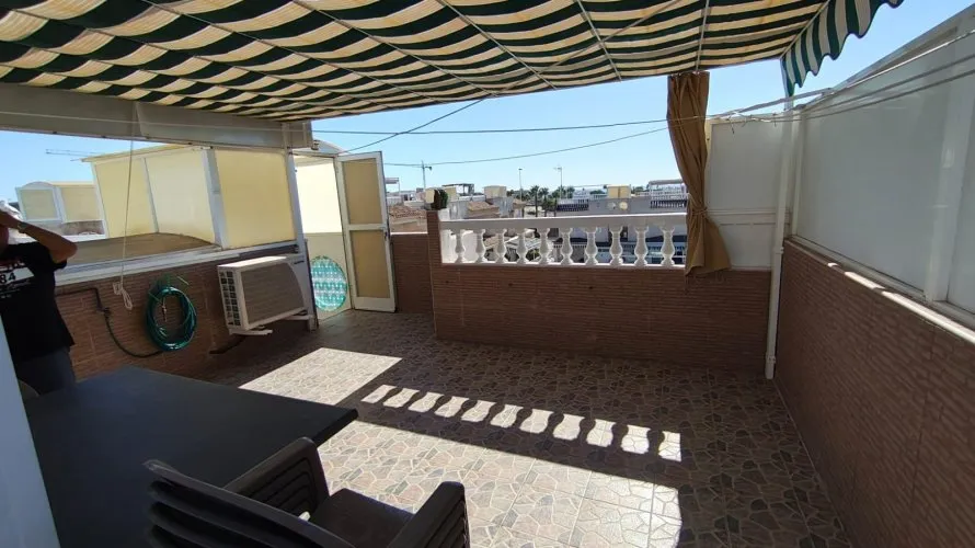 Bungalow de 2 dormitorios en Torrevieja, España No. 1423 № 8