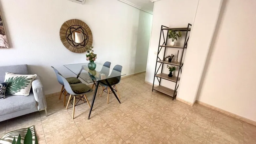 Apartamento de 1 dormitorio en Torrevieja, España No. 1473 № 7
