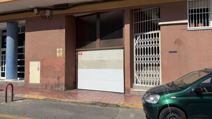 Garaje de 24m² en Torrevieja, España No. 1417