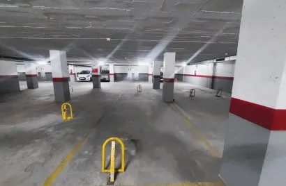 Estacionamiento de 4 dormitorios en Torrevieja, España No. 1376