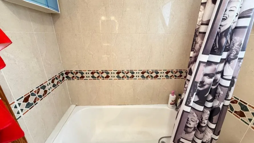 Apartamento de 2 dormitorios en Torrevieja, España No. 1468 № 17
