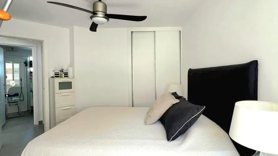Apartamento de 2 dormitorios en Torrevieja, España No. 1498 № 7