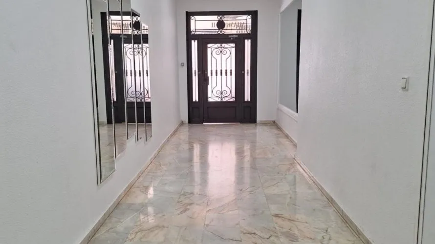 Apartamento de 1 dormitorio en Torrevieja, España No. 1628 № 2