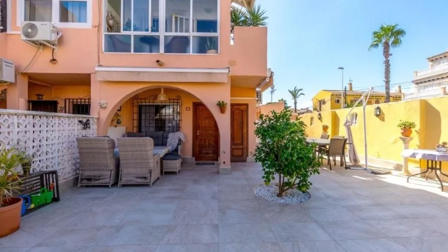 Bungalow de 1 dormitorio en Torrevieja, España No. 1539 № 17
