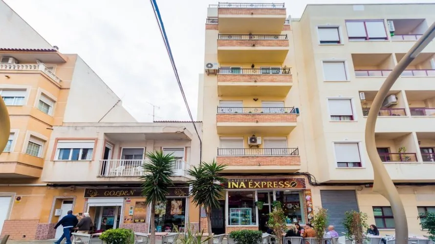 Apartamento de 1 dormitorio en Torrevieja, España No. 1453 № 8