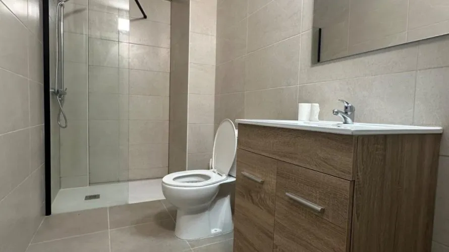 Apartamento de 2 dormitorios en Alicante, España No. 1380 № 2