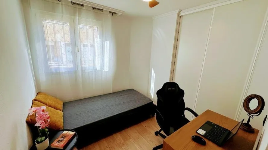 Apartamento de 2 dormitorios en Torrevieja, España No. 1437 № 8