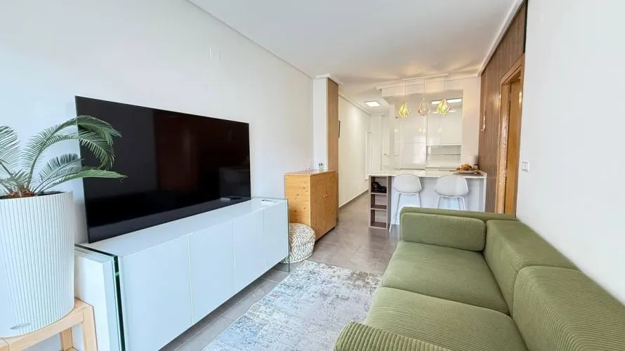 Apartamento de 1 dormitorio en Torrevieja, España No. 1402 № 18