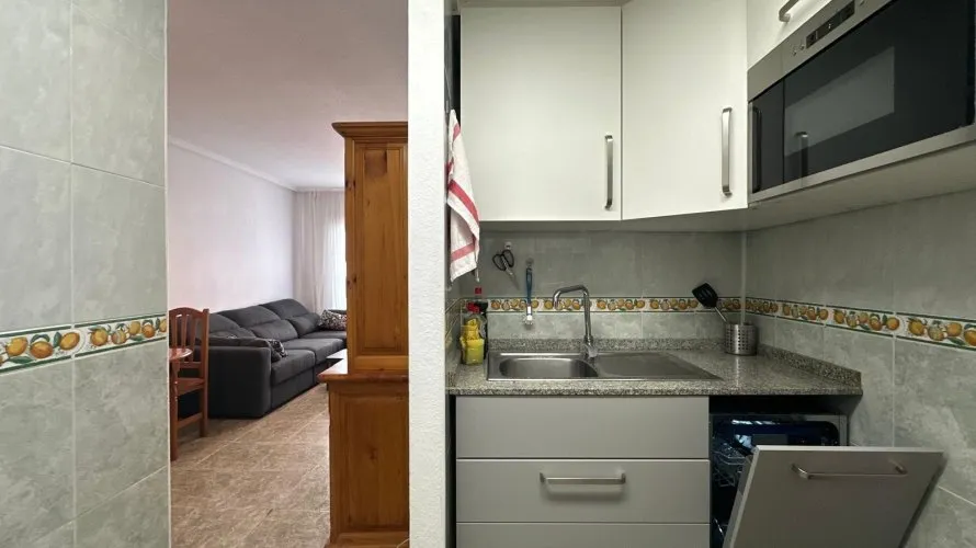 Apartamento de 1 dormitorio en Torrevieja, España No. 1471 № 19