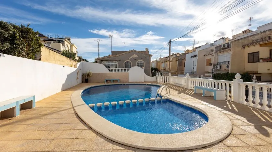 Сasa de 78m² en Torrevieja, España No. 1336
